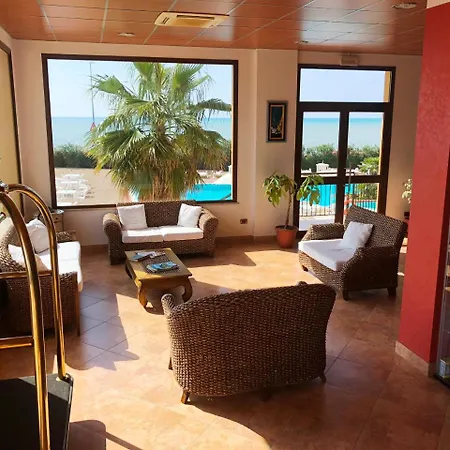 Antica Perla 4* San Leone